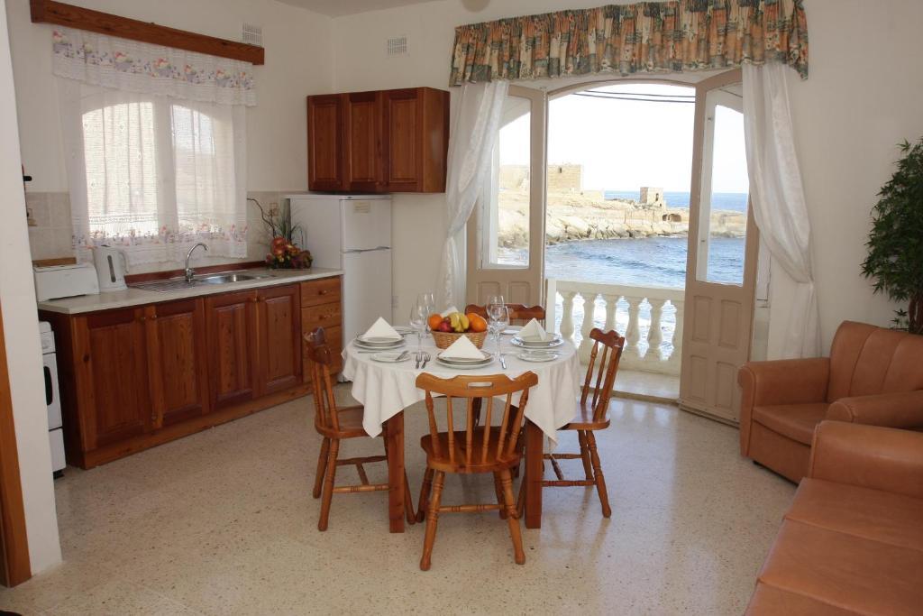 Horizon Apartments Gozo Marsalforn Exteriör bild